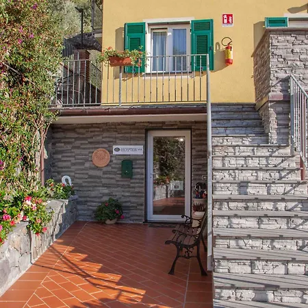 Vignola 4* Levanto