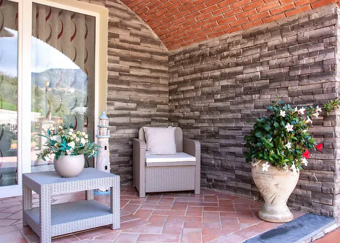 Bed & Breakfast Vignola 4*